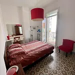 Grand Appartement En Centre Ville Avec Terrasse