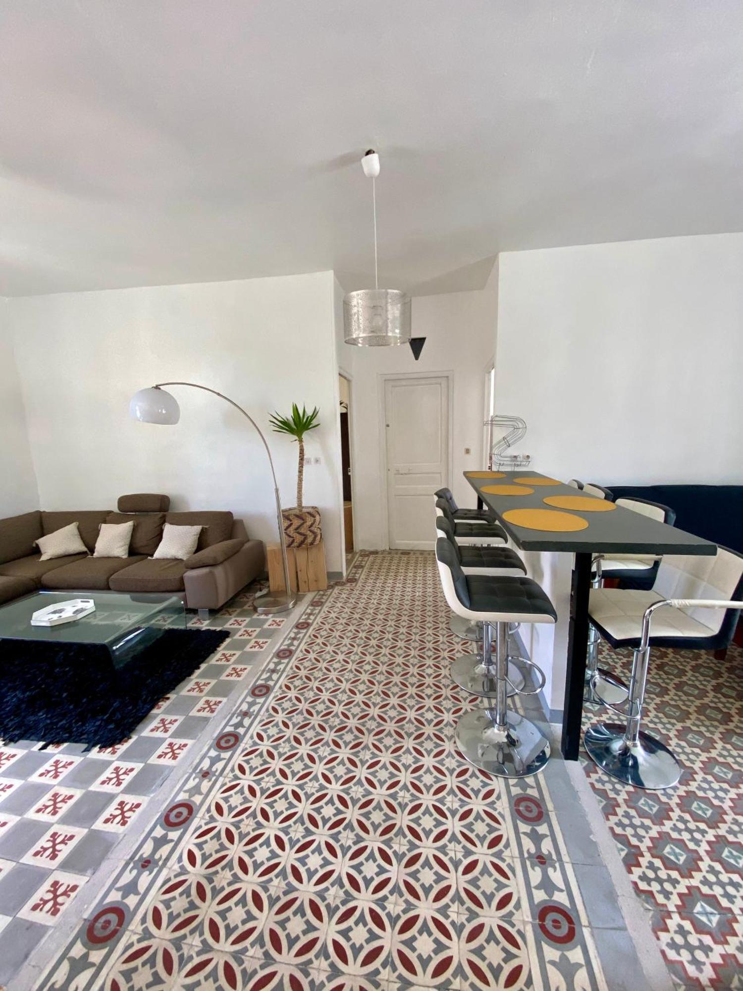 Apartment Grand En Centre Avec Terrasse